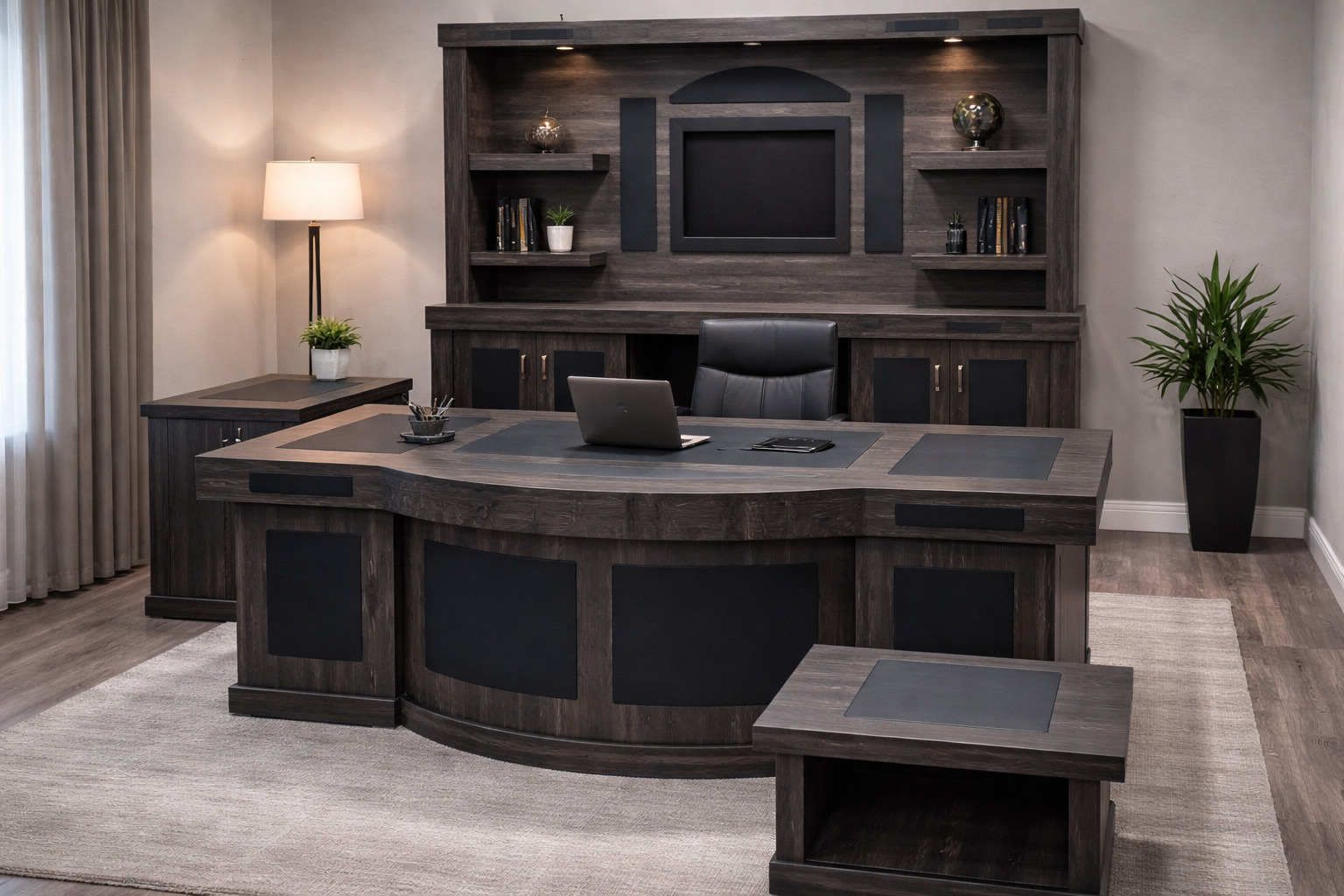 Masif Ahşap VİP Masa